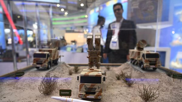 Irán presenta en el Foro Army 2022 sistemas antiaéreos para derribar drones - Sputnik Mundo