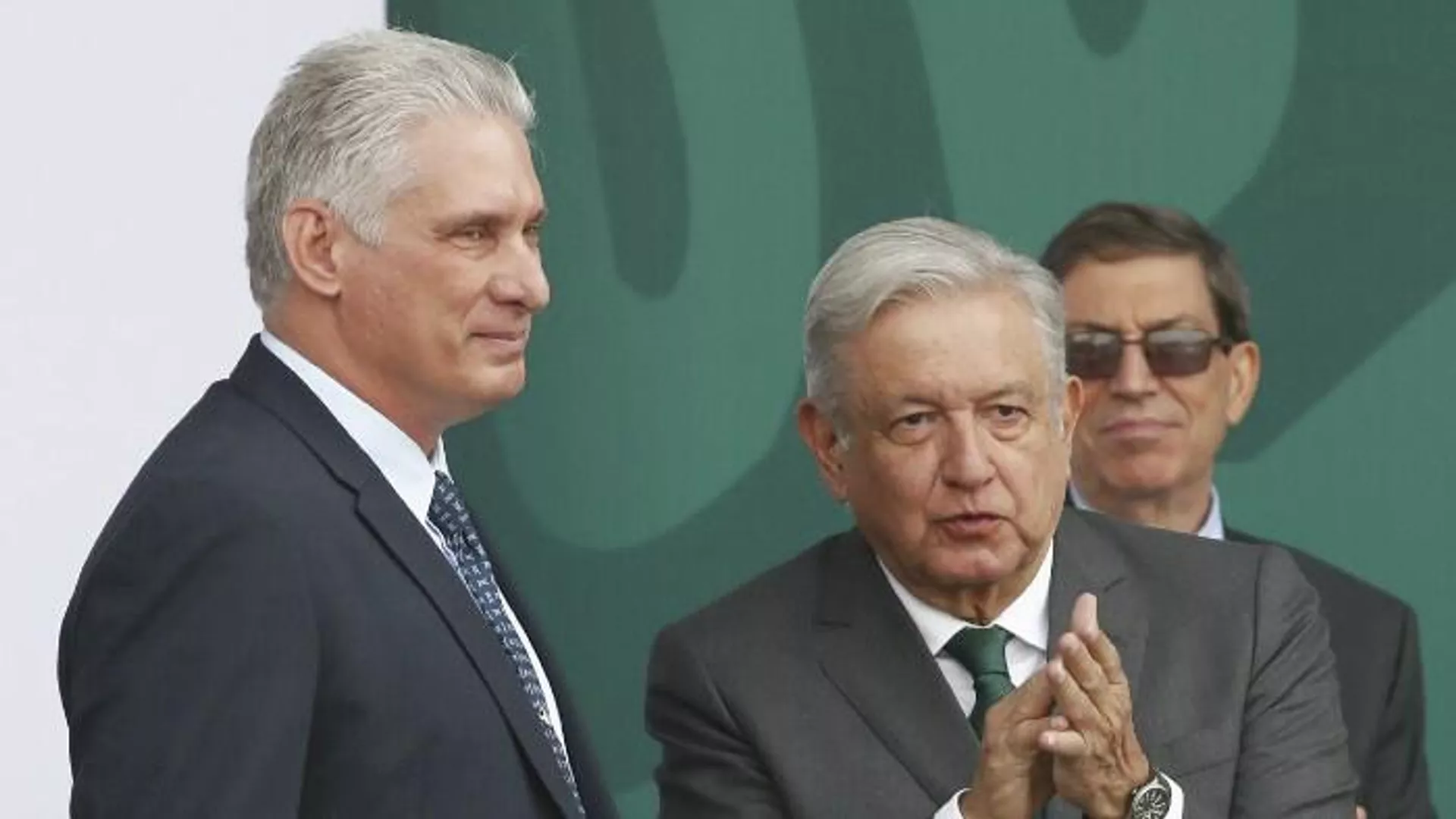 El presidente de Cuba, Miguel Díaz-Canel, y su homólogo de México, Andrés Manuel López Obrador El presidente de Cuba, Miguel Díaz-Canel, y su homólogo de México, Andrés Manuel López Obrador - Sputnik Mundo, 1920, 17.08.2022