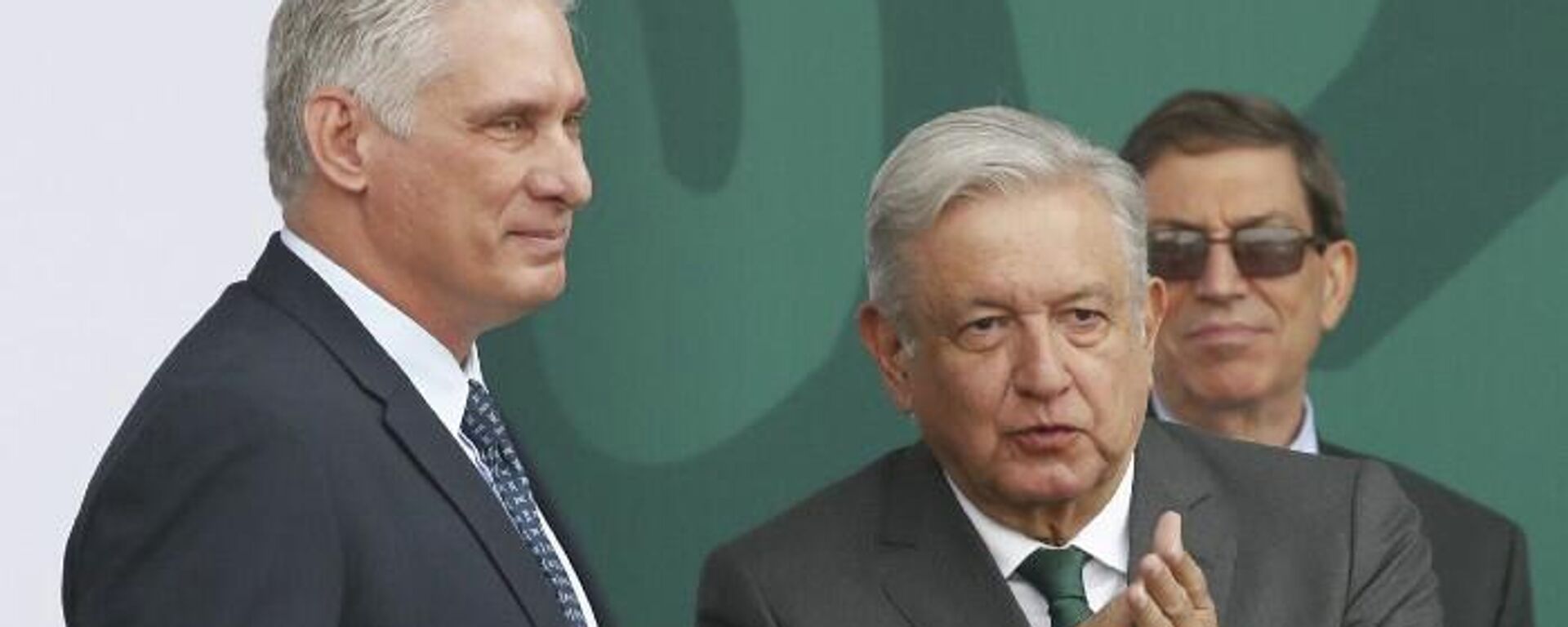 El presidente de Cuba, Miguel Díaz-Canel, y su homólogo de México, Andrés Manuel López Obrador  - Sputnik Mundo, 1920, 17.08.2022