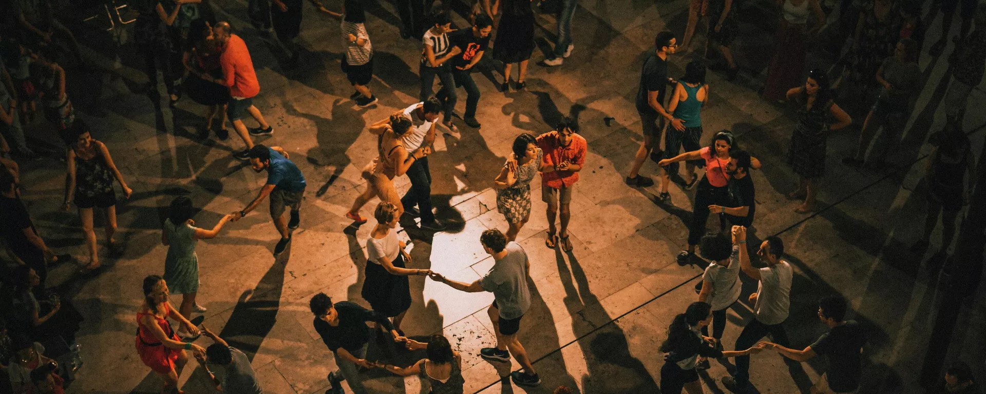 Fiesta donde se baila salsa - Sputnik Mundo, 1920, 23.08.2022