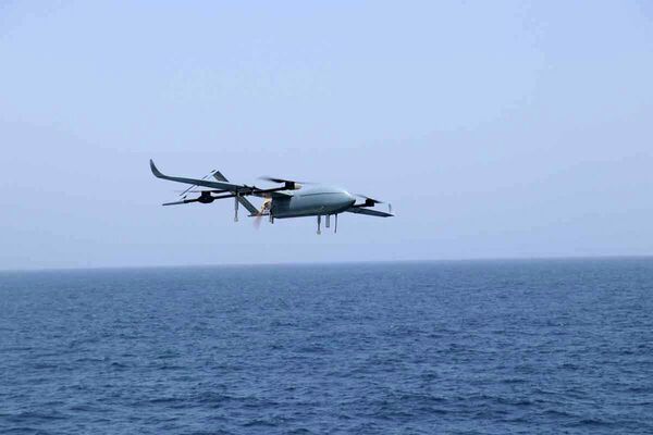 Durante los dos días que duraron las maniobras, las tropas de las Fuerzas Aéreas, el Ejército de tierra y de la defensa antiaérea practicaron la cooperación y el uso de los drones por todo el país.En la foto: un avión no tripulado de despegue vertical Pelikan. - Sputnik Mundo