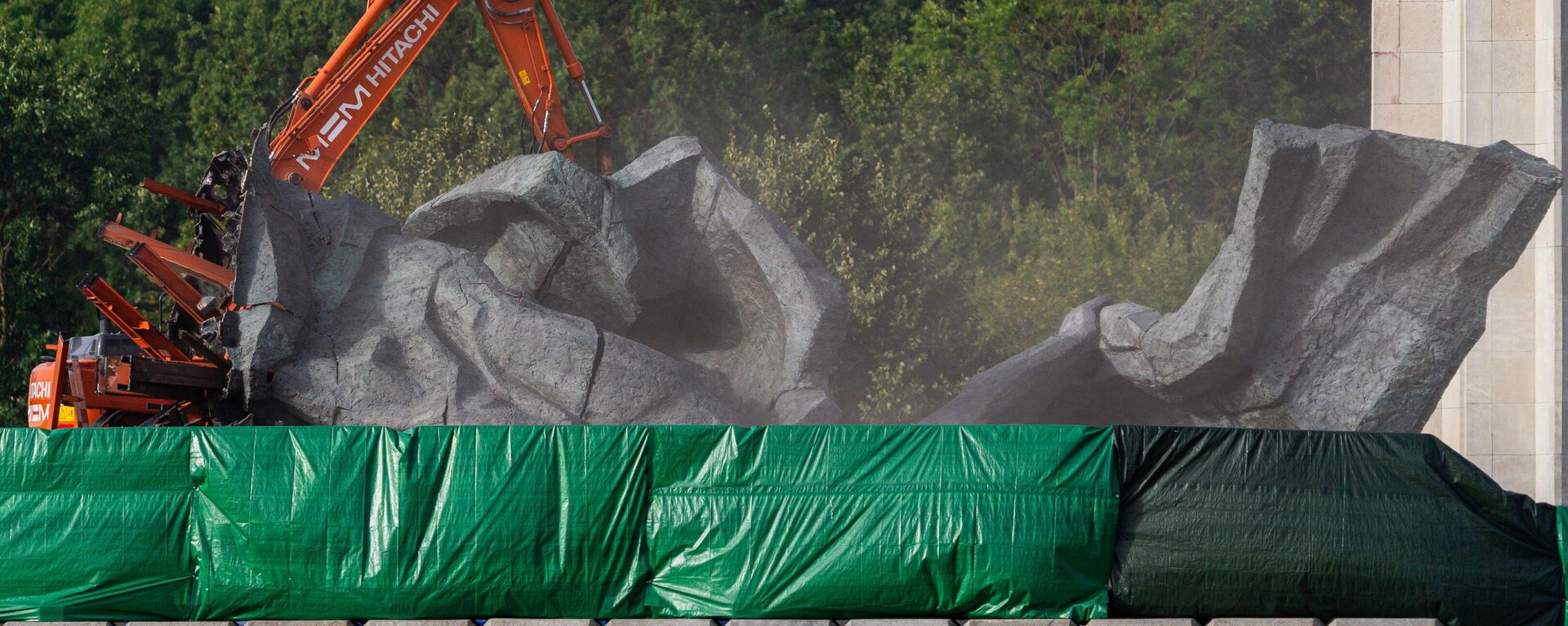 La demolición del monumento en Riga  - Sputnik Mundo, 1920, 26.08.2022