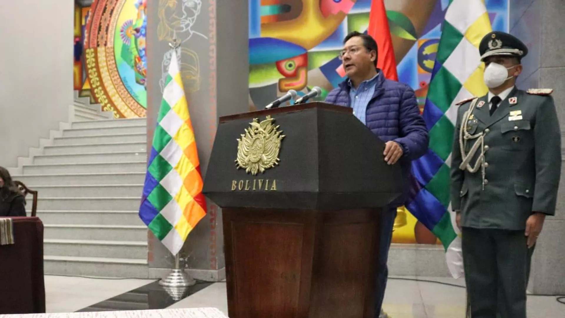 Firma de un Acuerdo Nacional por Justicia, Verdad y Reparacion entre el presidente Luis Arce Catacora y las Víctimas de la Dictadura Militar del Periodo 1964-82
