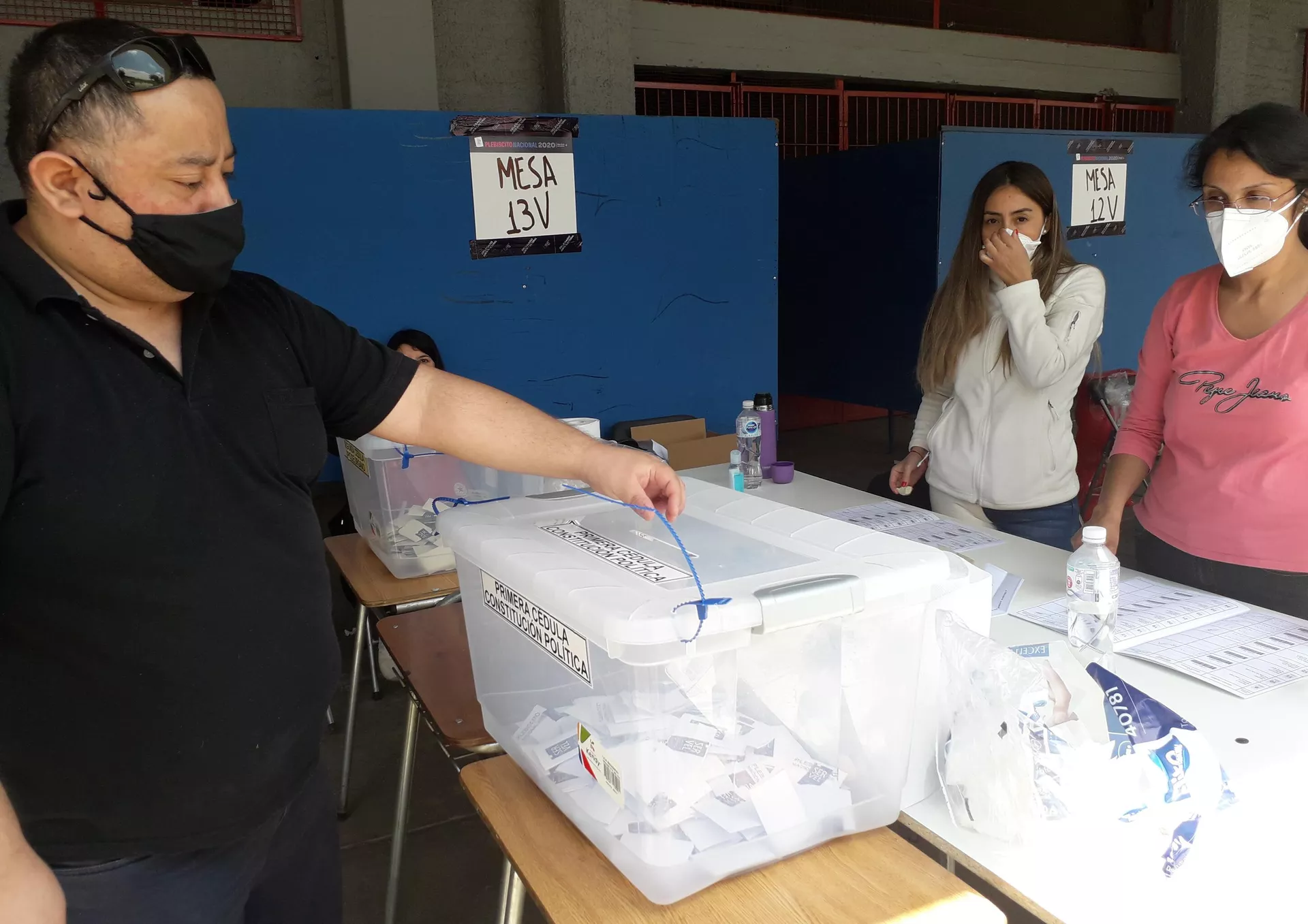 Votante en el plebiscito de entrada Votante en el plebiscito de entrada - Sputnik Mundo, 1920, 30.08.2022
