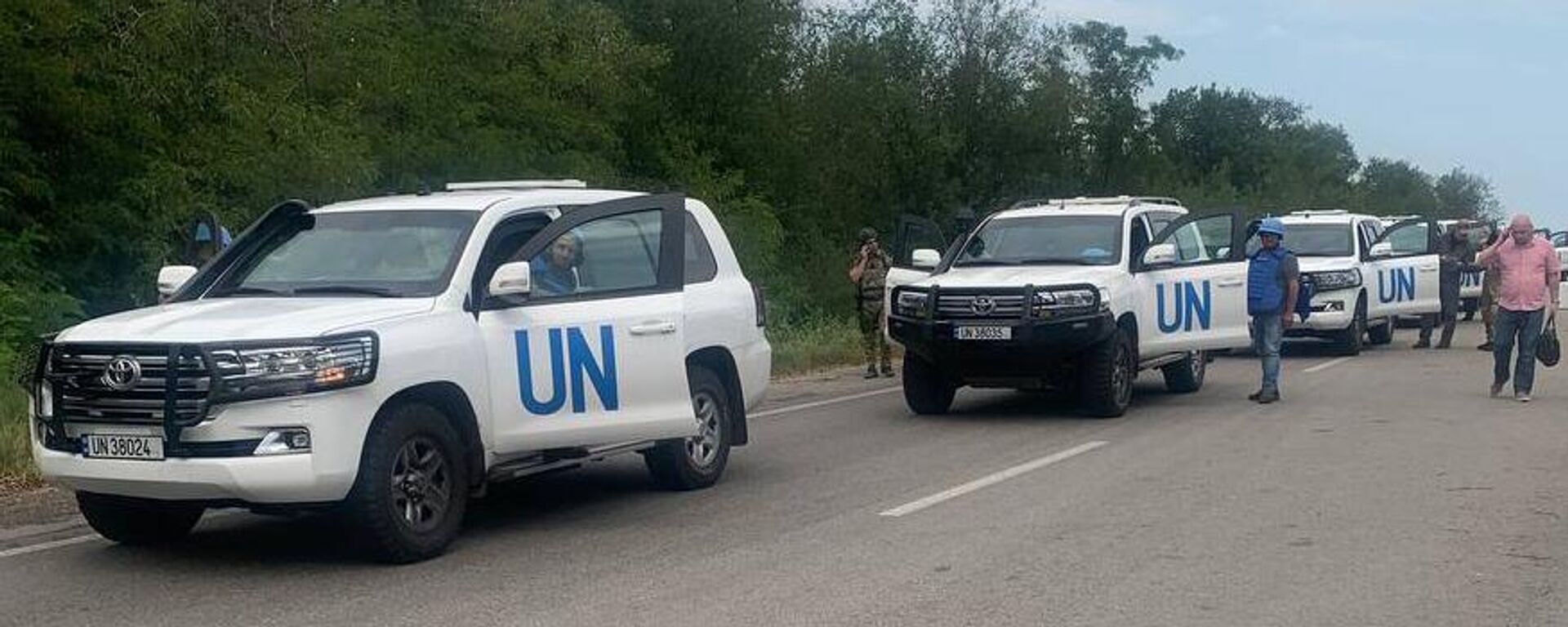 La delegación del Organismo Internacional de Energía Atómica (OIEA) en camino a la central de Zaporiyia  - Sputnik Mundo, 1920, 01.09.2022