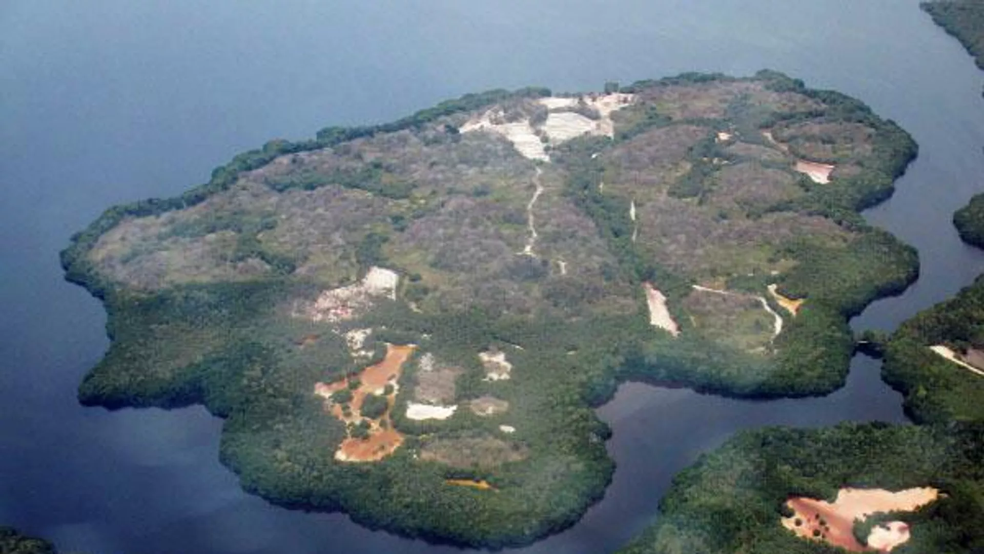 Vista aérea de la isla de Jaina Vista aérea de la isla de Jaina