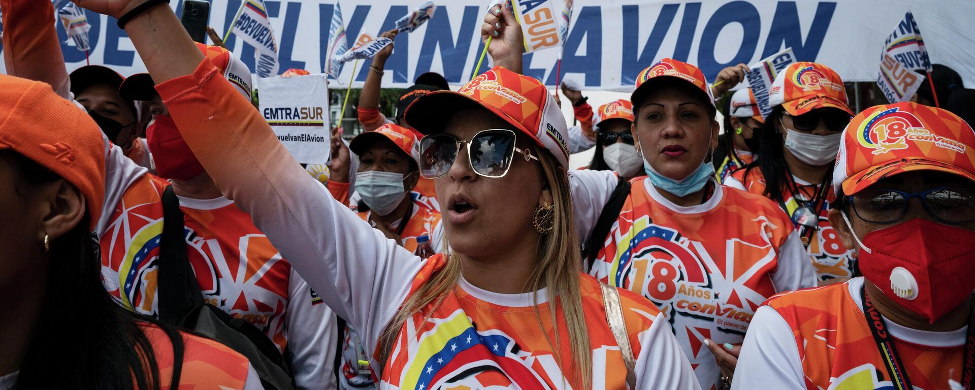 Trabajadores de Conviasa reclaman la devolución del avión de Emtrasur frente a la embajada argentina en Caracas - Sputnik Mundo, 1920, 09.09.2022