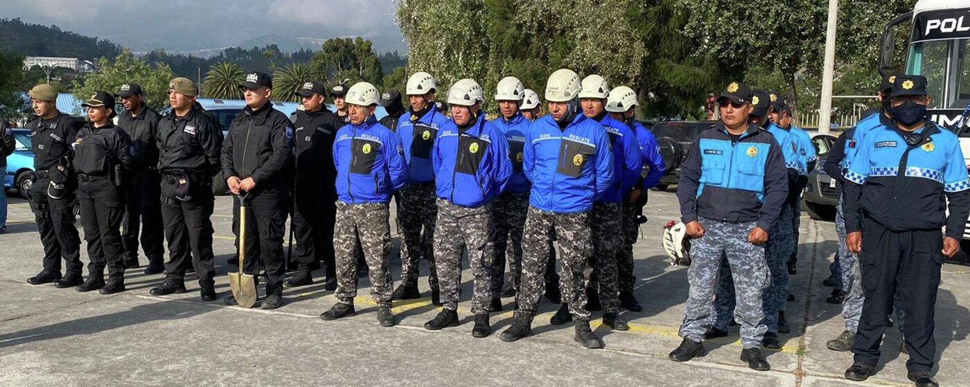 Equipo de búsqueda de la Policía de Ecuador  - Sputnik Mundo, 1920, 19.09.2022