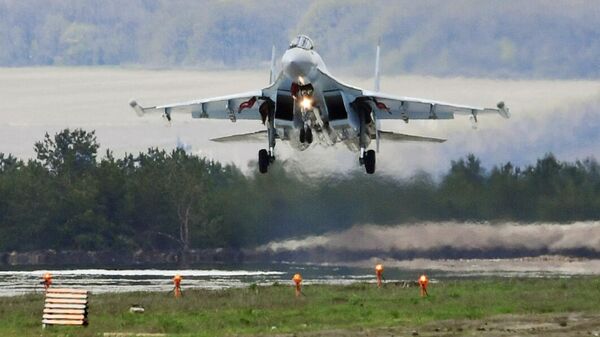 Avión de combate ruso Su-35  - Sputnik Mundo