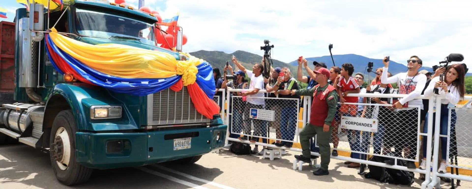 La reapertura de la frontera entre Colombia y Venezuela - Sputnik Mundo, 1920, 13.01.2025