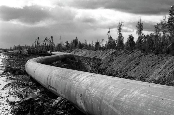 En la ruta del gasoducto Urengói-Pomari-Uzhgorod - Sputnik Mundo