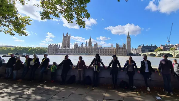 Protesta en Londres para exigir la libertad de Julian Assange - Sputnik Mundo