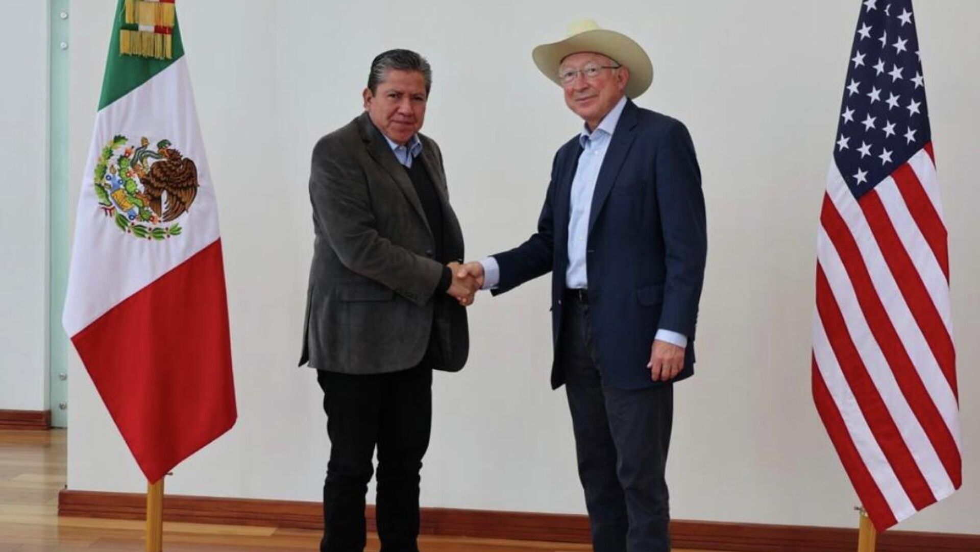 David Monreal y Ken Salazar  - Sputnik Mundo, 1920, 10.10.2022