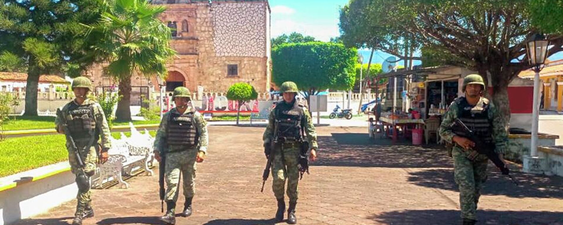 Elementos del Ejército mexicano deambulando en Nayarit. - Sputnik Mundo, 1920, 22.10.2022