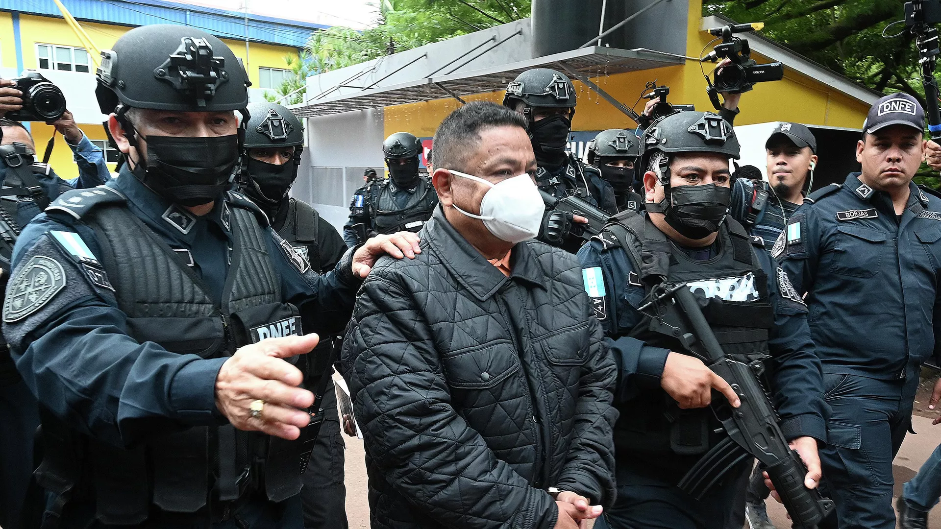 Detención del presunto narcotraficante hondureño, Norlan José El Catracho Carrasco en Honduras Detención del presunto narcotraficante hondureño, Norlan José El Catracho Carrasco en Honduras - Sputnik Mundo, 1920, 13.10.2022