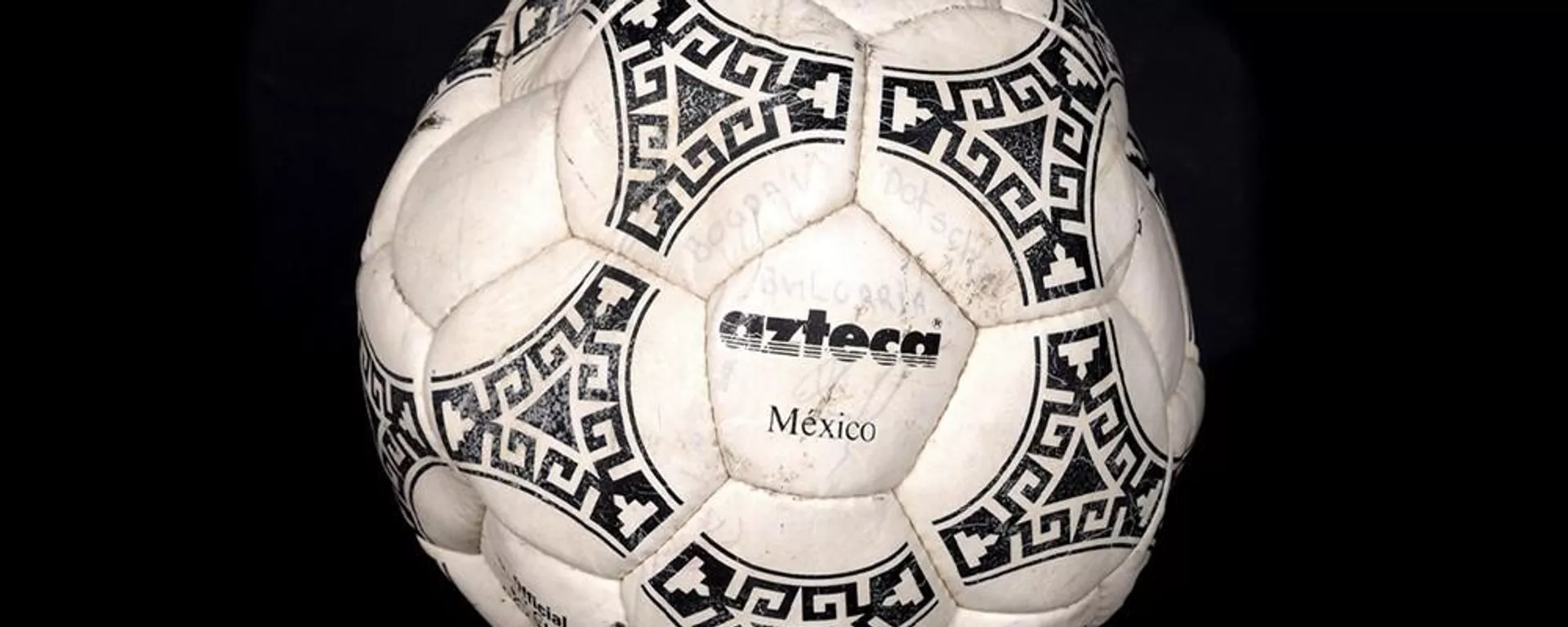 Balón usado en La Mano de Dios de Diego Armando Maradona - Sputnik Mundo, 1920, 15.10.2022