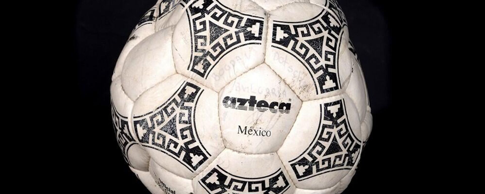 Balón usado en La Mano de Dios de Diego Armando Maradona - Sputnik Mundo, 1920, 15.10.2022