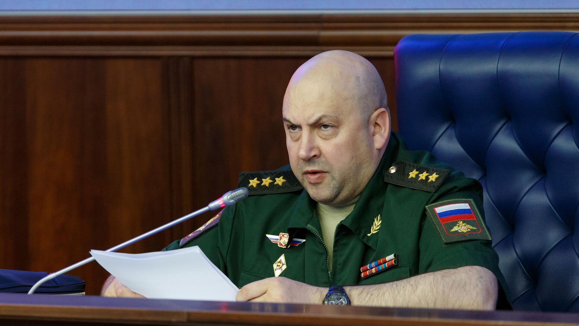 Serguéi Surovikin, el general del Ejército y comandante de las fuerzas rusas en la zona de la operación especial Serguéi Surovikin, el general del Ejército y comandante de las fuerzas rusas en la zona de la operación especial - Sputnik Mundo, 1920, 18.10.2022