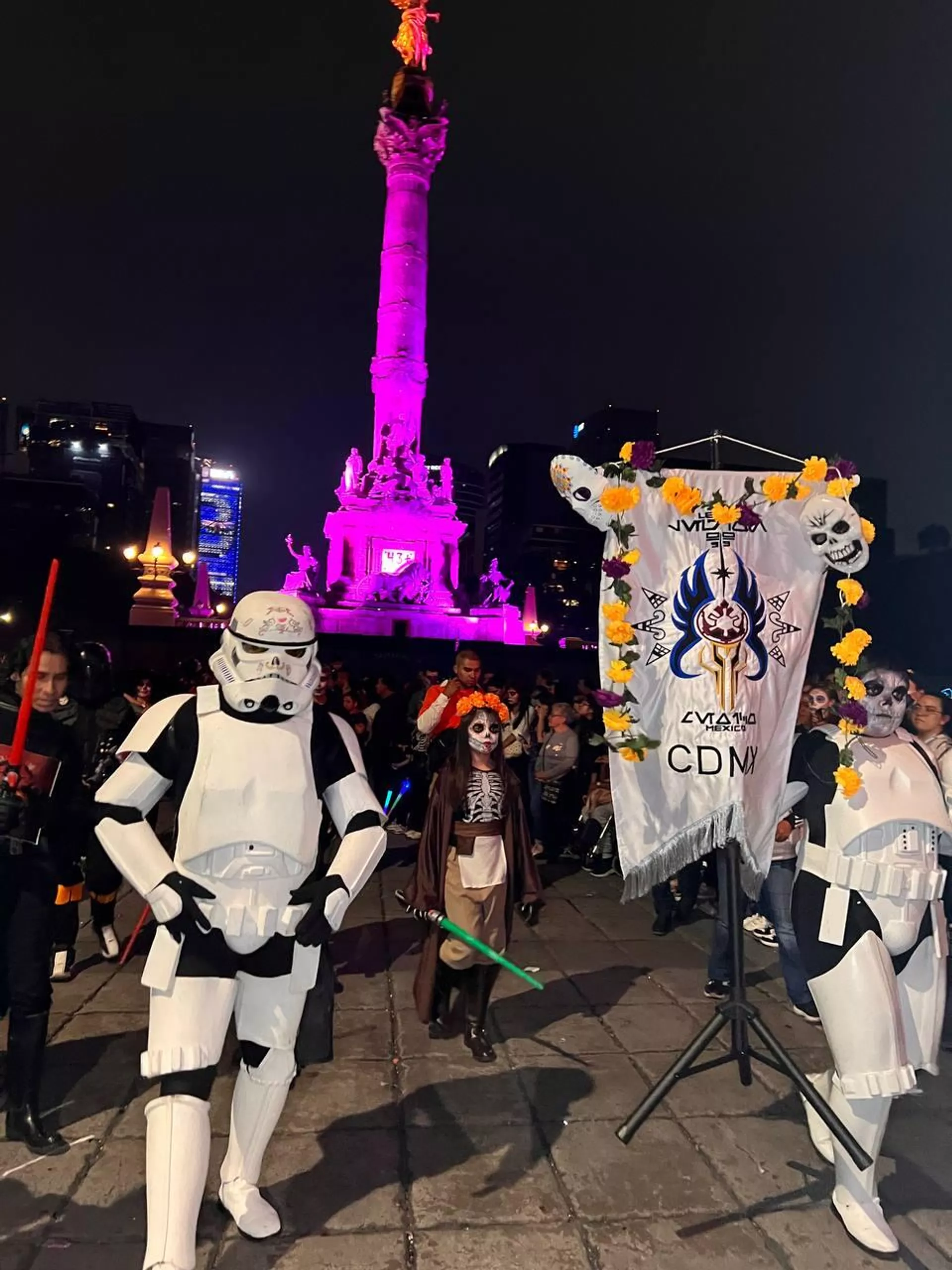 La Mega Procesión de Catrinas en la Ciudad de México durante las festividades previas al Día de Muertos La Mega Procesión de Catrinas en la Ciudad de México durante las festividades previas al Día de Muertos - Sputnik Mundo, 1920, 24.10.2022
