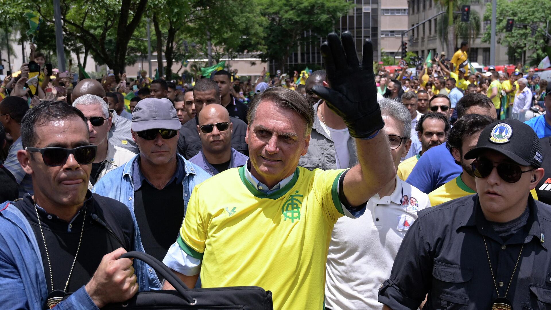 El presidente de Brasil, Jair Bolsonaro, durante un acto de campaña previo a la segunda vuelta de las elecciones en las que buscará su reelección El presidente de Brasil, Jair Bolsonaro, durante un acto de campaña previo a la segunda vuelta de las elecciones en las que buscará su reelección - Sputnik Mundo, 1920, 02.11.2022