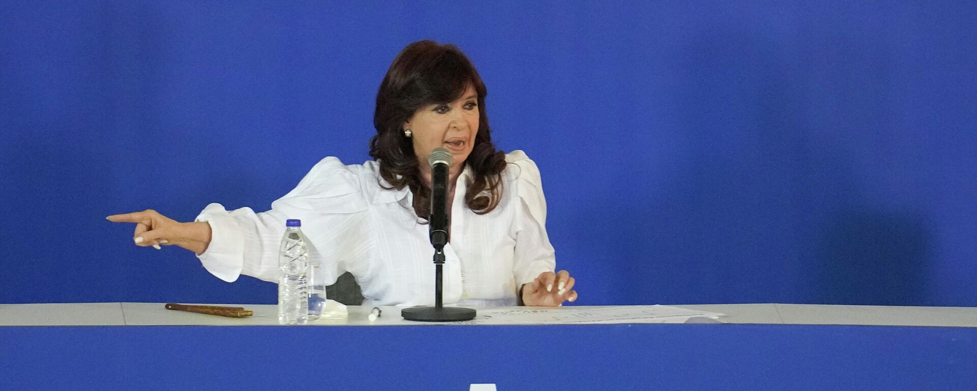 La vicepresidenta de Argentina, Cristina Fernández de Kirchner, durante su primer discurso desde el atentado en su contra el 2 de septiembre - Sputnik Mundo, 1920, 05.11.2022