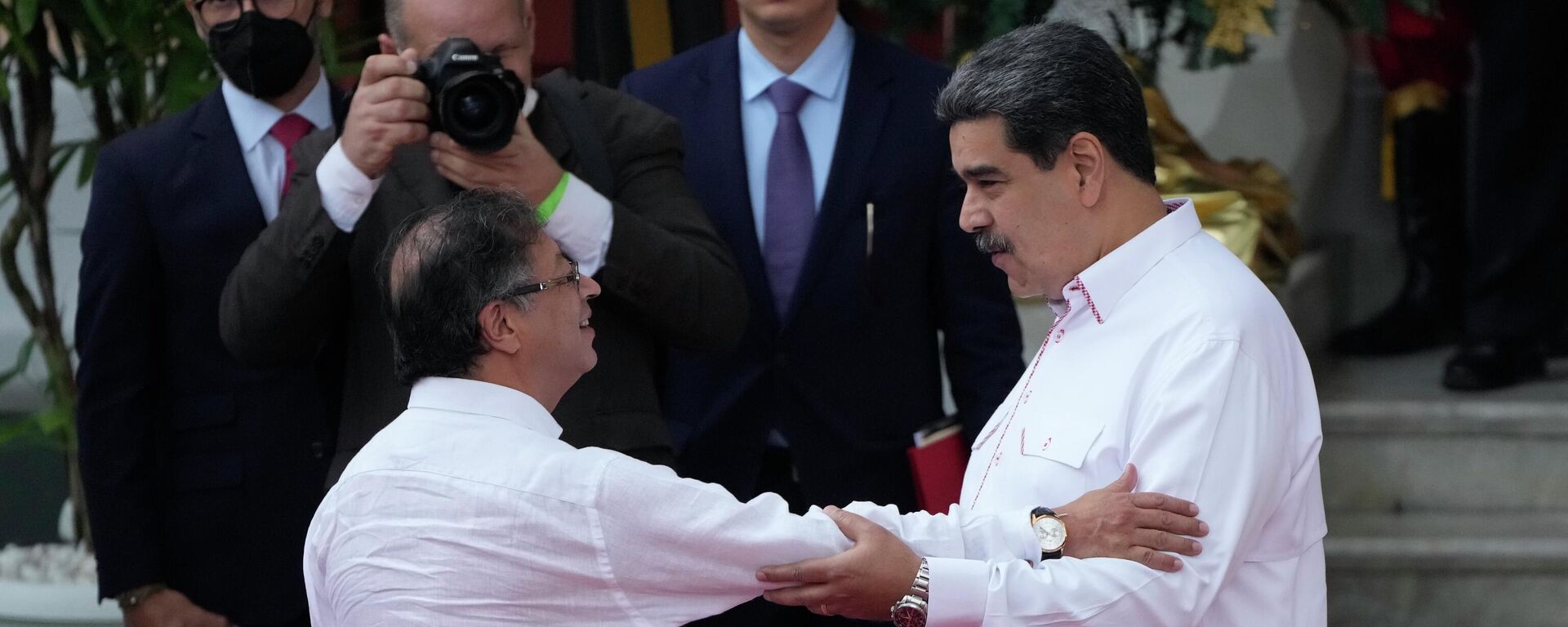 Presidentes Gustavo Petro y Nicolás Maduro - Sputnik Mundo, 1920, 08.11.2022