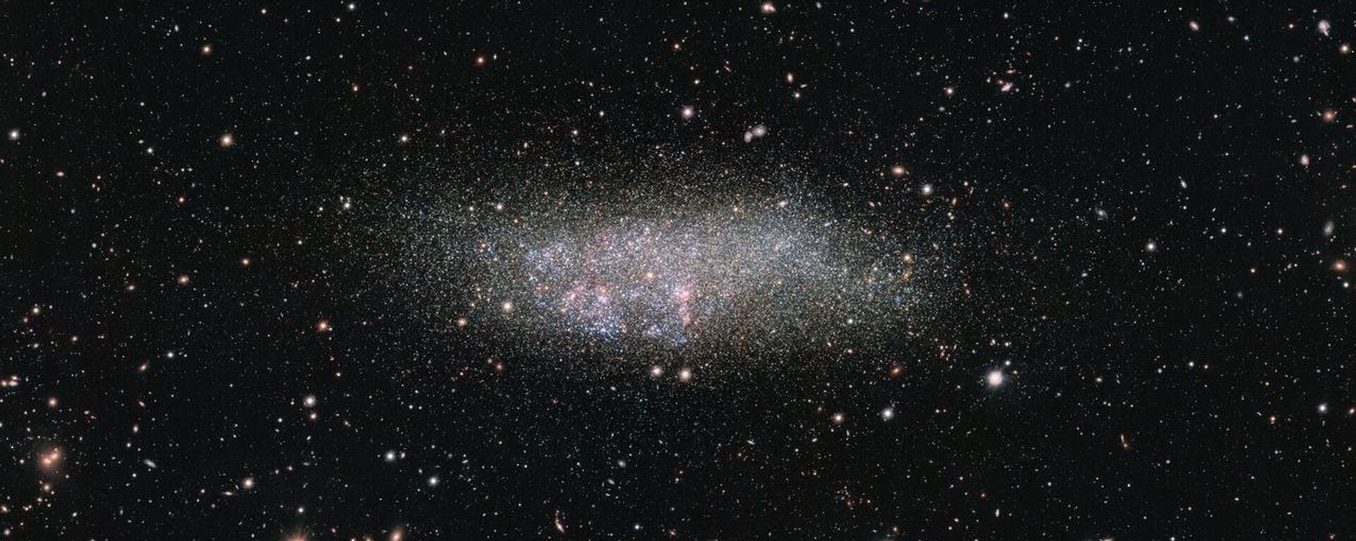 La galaxia Wolf-Lundmark-Melotte - Sputnik Mundo, 1920, 15.11.2022