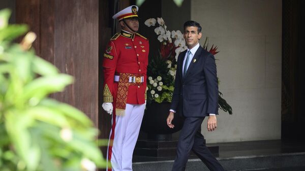 El primer ministro británico, Rishi Sunak, en la cumbre del G20 en Bali - Sputnik Mundo