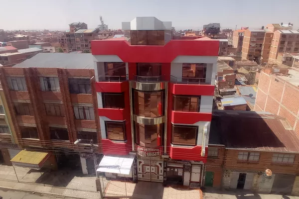 Los 'cholets' de El Alto, en Bolivia Los 'cholets' de El Alto, en Bolivia - Sputnik Mundo
