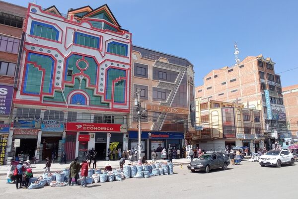 Los 'cholets' de El Alto, en Bolivia Los 'cholets' de El Alto, en Bolivia - Sputnik Mundo