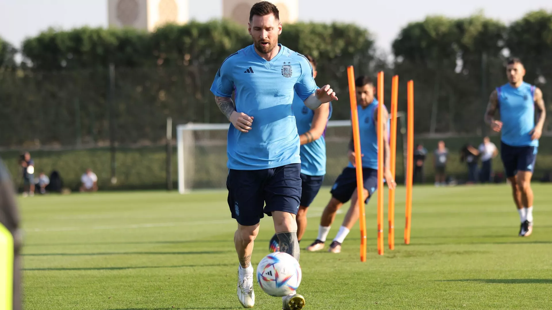 Lionel Messi en el entrenamiento de la selección argentina 