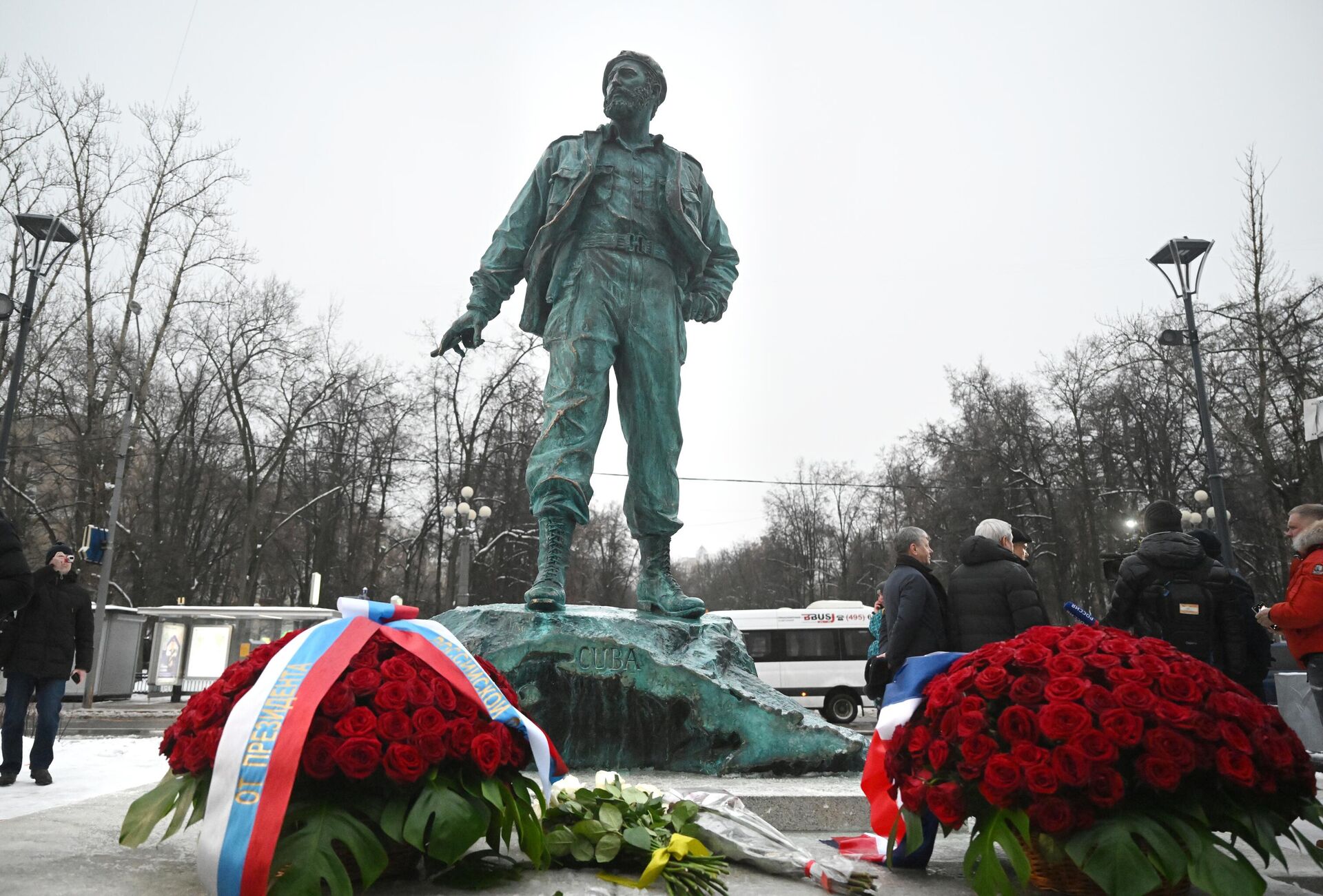 El monumento al líder de la revolución cubana, Fidel Castro (1926-2016), en Moscú - Sputnik Mundo, 1920, 22.11.2022