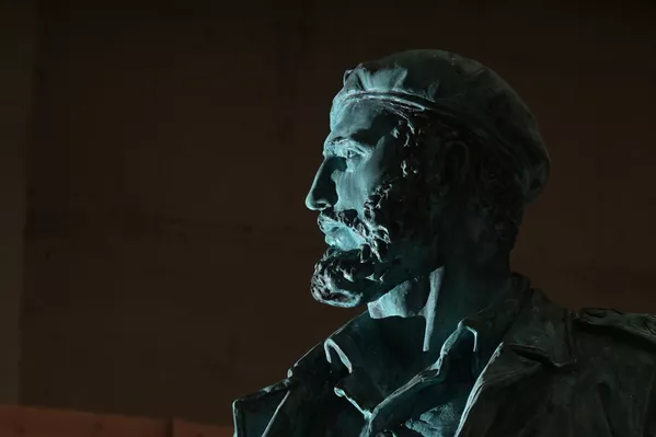 El monumento fue iniciado por la Fundación Fidel Castro para la Promoción de las Relaciones Ruso-Cubanas y la Sociedad Histórica Militar Rusa. El monumento fue iniciado por la Fundación Fidel Castro para la Promoción de las Relaciones Ruso-Cubanas y la Sociedad Histórica Militar Rusa. - Sputnik Mundo