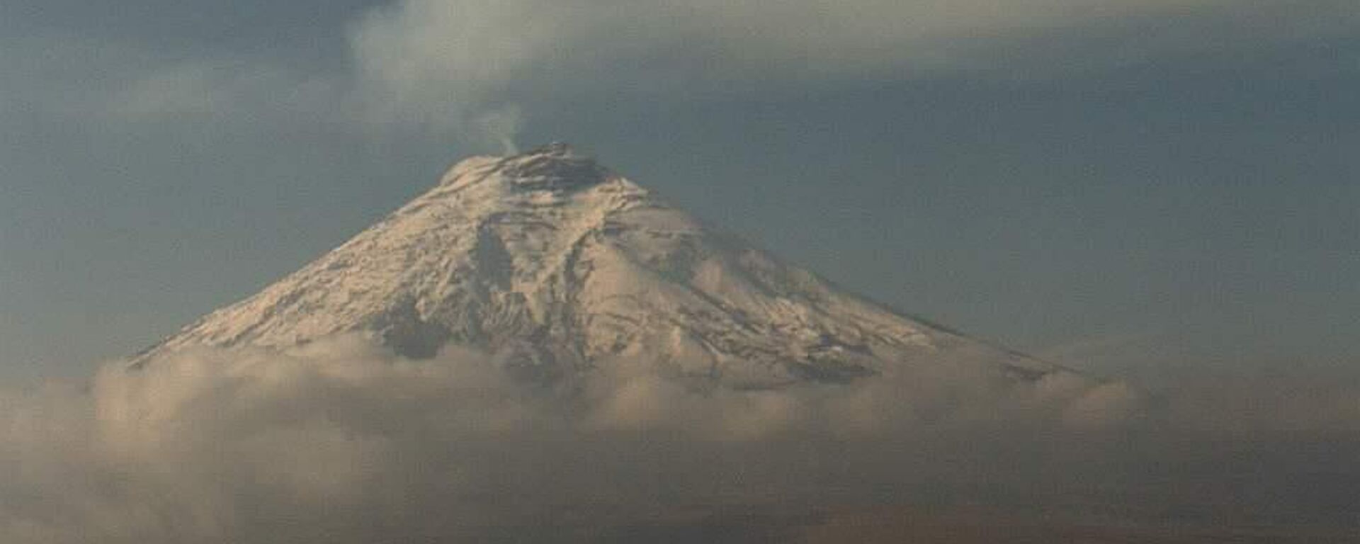 Volcán Cotopaxi en Ecuador - Sputnik Mundo, 1920, 12.05.2023