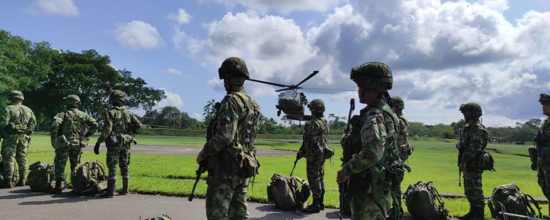 Tropas colombianas desplegadas en Puerto Guzmán, Putumayo Tropas colombianas desplegadas en Puerto Guzmán, Putumayo - Sputnik Mundo, 1920, 01.12.2022