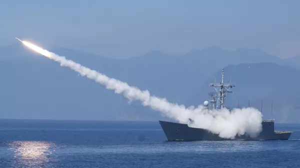 Un buque militar cerca de Taiwán (imagen referencial) - Sputnik Mundo