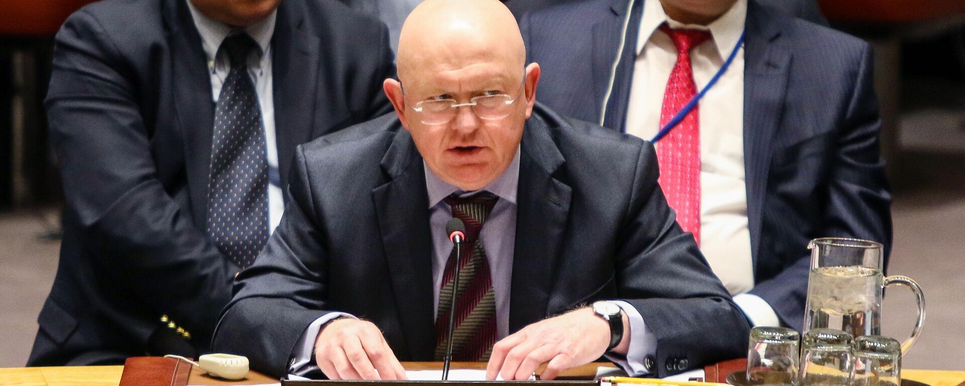 El representante permanente de la Federación Rusa ante las Naciones Unidas, Vasili Nebenzia, durante una reunión del Consejo de Seguridad de la ONU en Nueva York - Sputnik Mundo, 1920, 18.02.2023