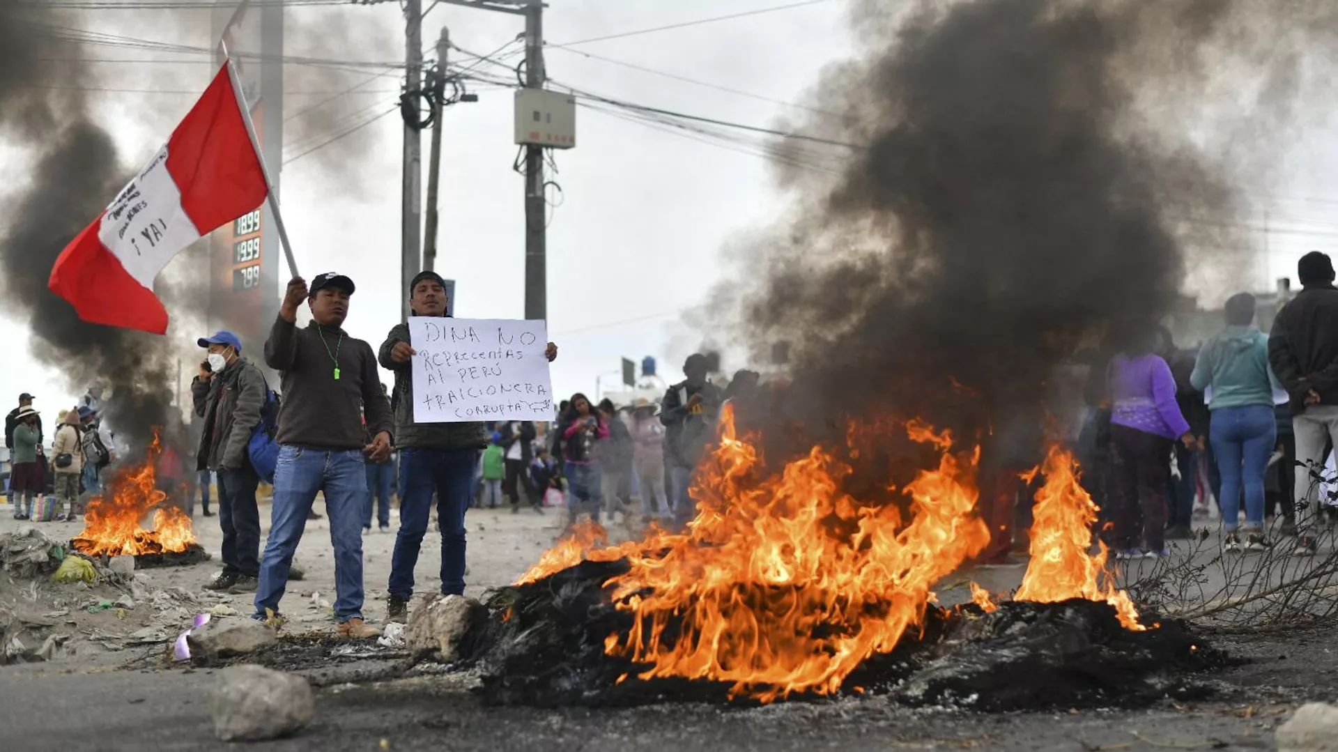 Protestas y bloqueos en Perú Protestas y bloqueos en Perú