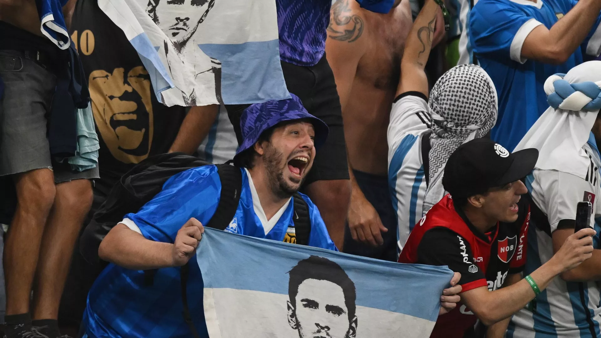 Los hinchas de la selección argentina en el Mundial de Catar Los hinchas de la selección argentina en el Mundial de Catar - Sputnik Mundo, 1920, 18.03.2023