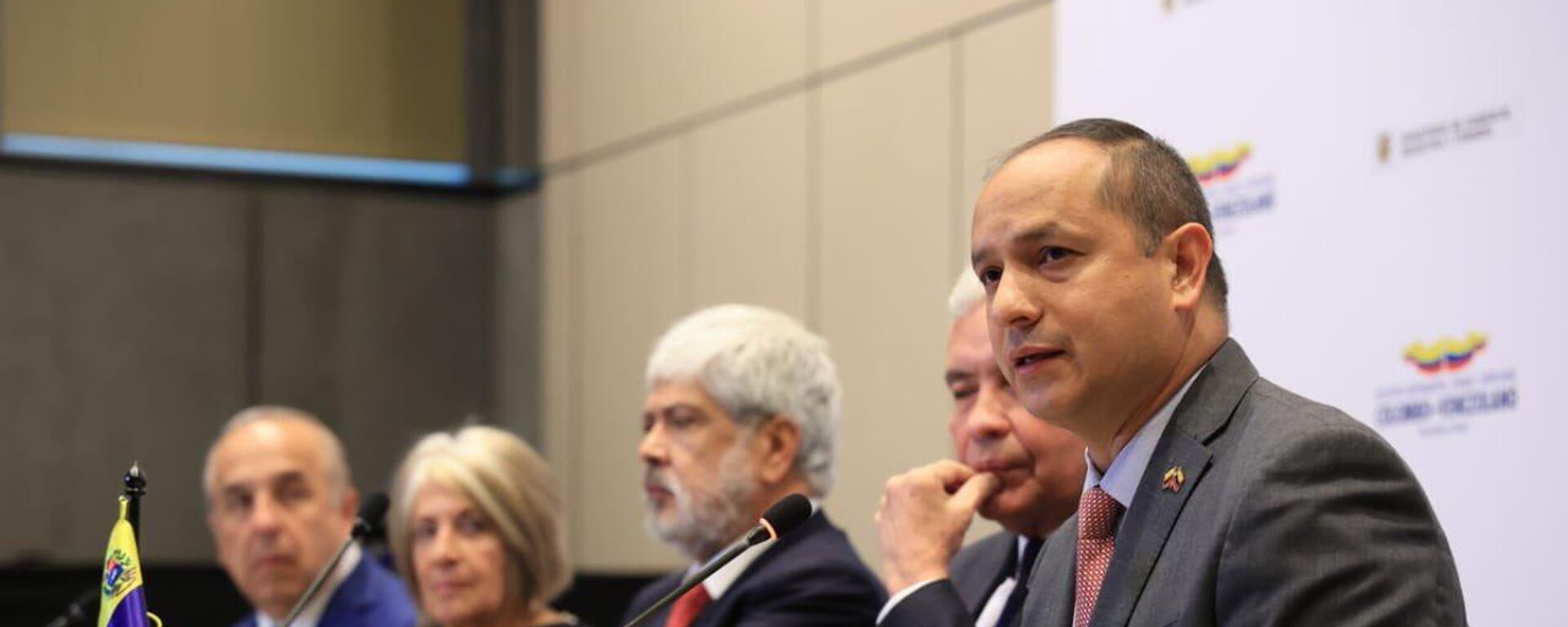 El primer encuentro gubernamental, gremial y empresarial binacional de Colombia y Venezuela en Bogotá - Sputnik Mundo, 1920, 16.12.2022