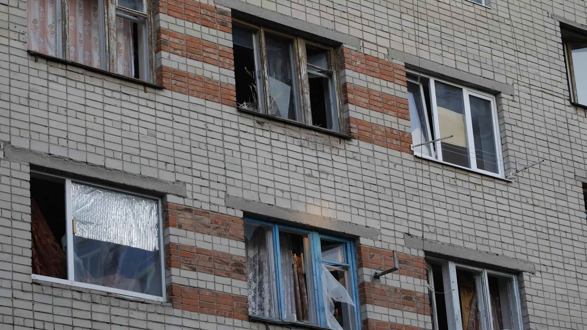 Las consecuencias del bombardeo ucraniano en la ciudad rusa de Bélgorod Las consecuencias del bombardeo ucraniano en la ciudad rusa de Bélgorod - Sputnik Mundo, 1920, 18.12.2022