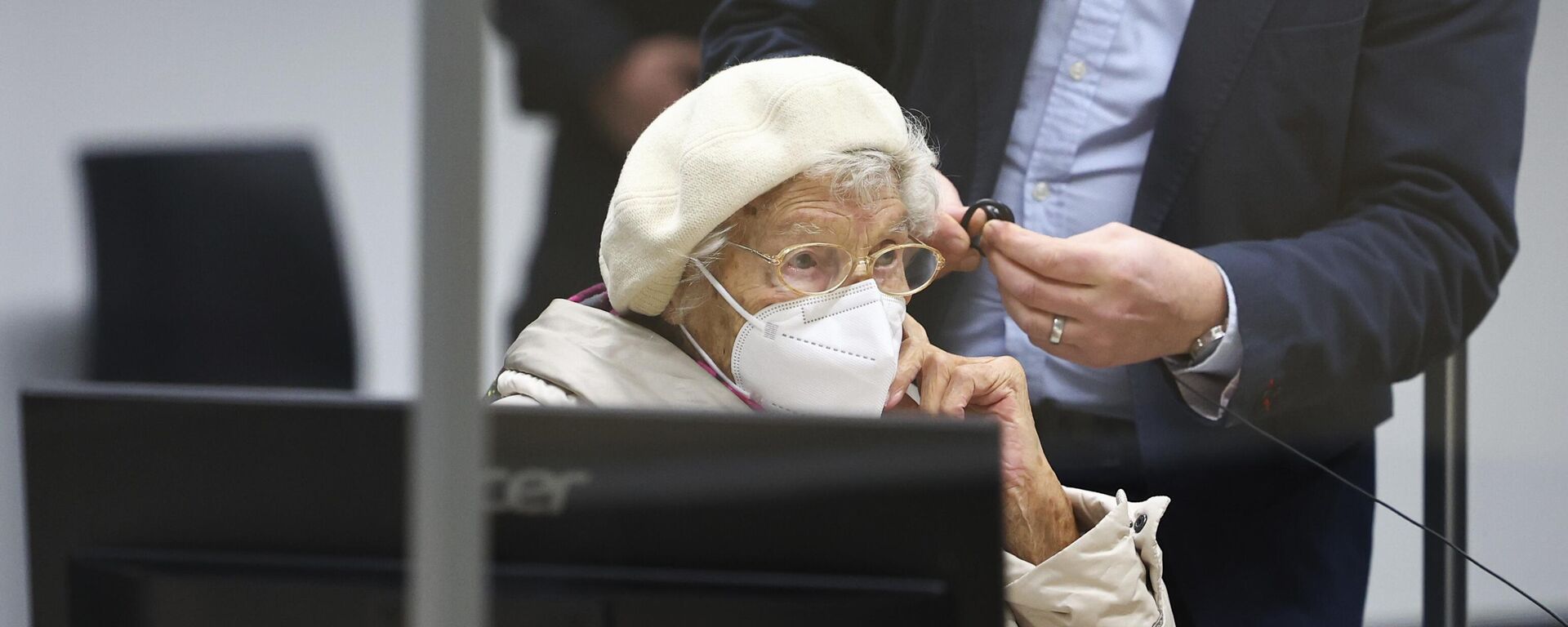 Irmgard Furchner, exsecretaria del campo de concentración nazi de Stutthof, recibe su condena en Itzehoe, Alemania - Sputnik Mundo, 1920, 20.12.2022