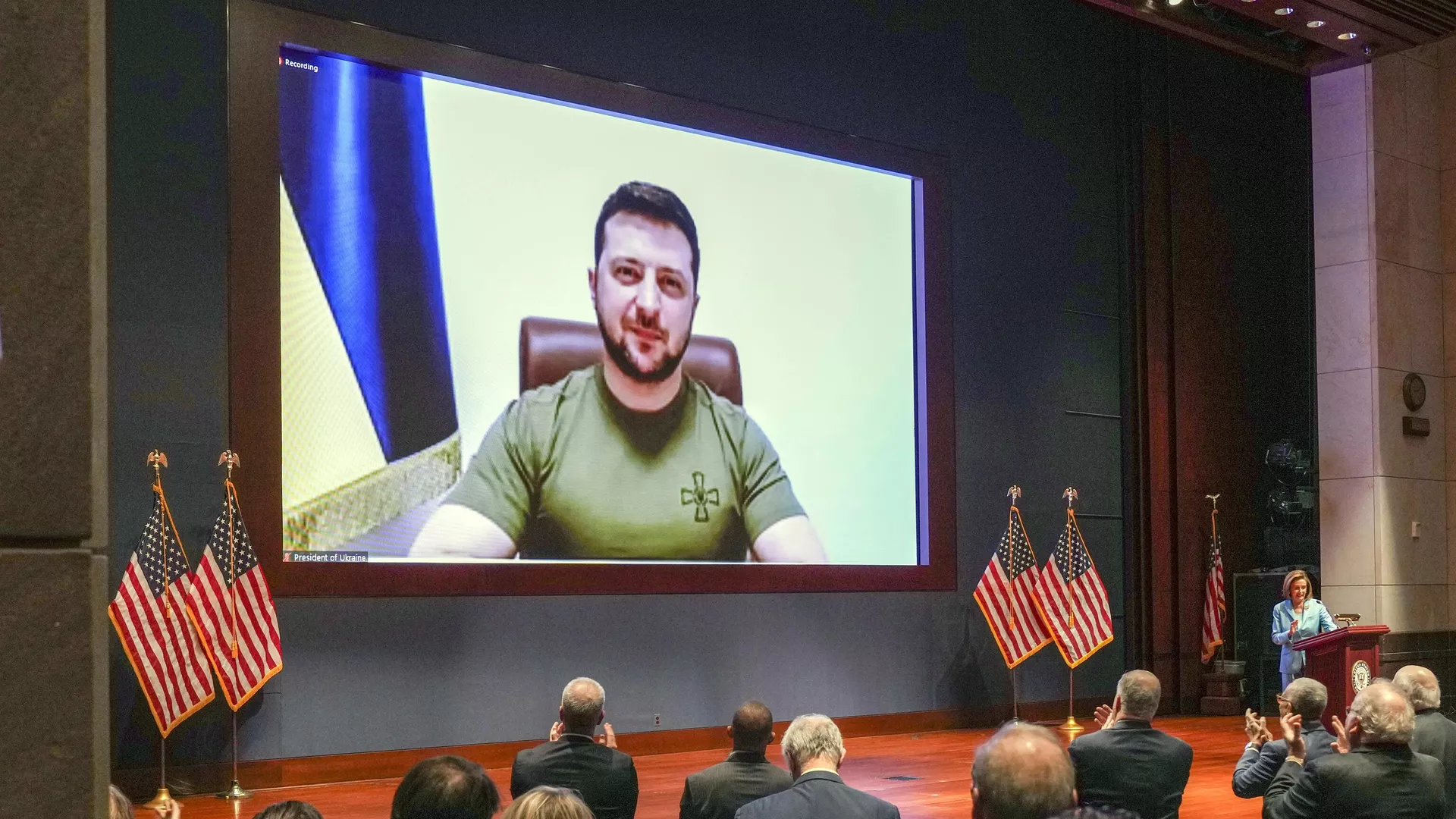 El presidente de Ucrania, Volodímir Zelenski, en una reunión virtual con congresistas de EEUU en marzo de 2022