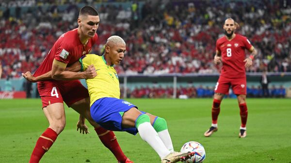 Richarlison en el partido entre Brasil y Serbia - Sputnik Mundo