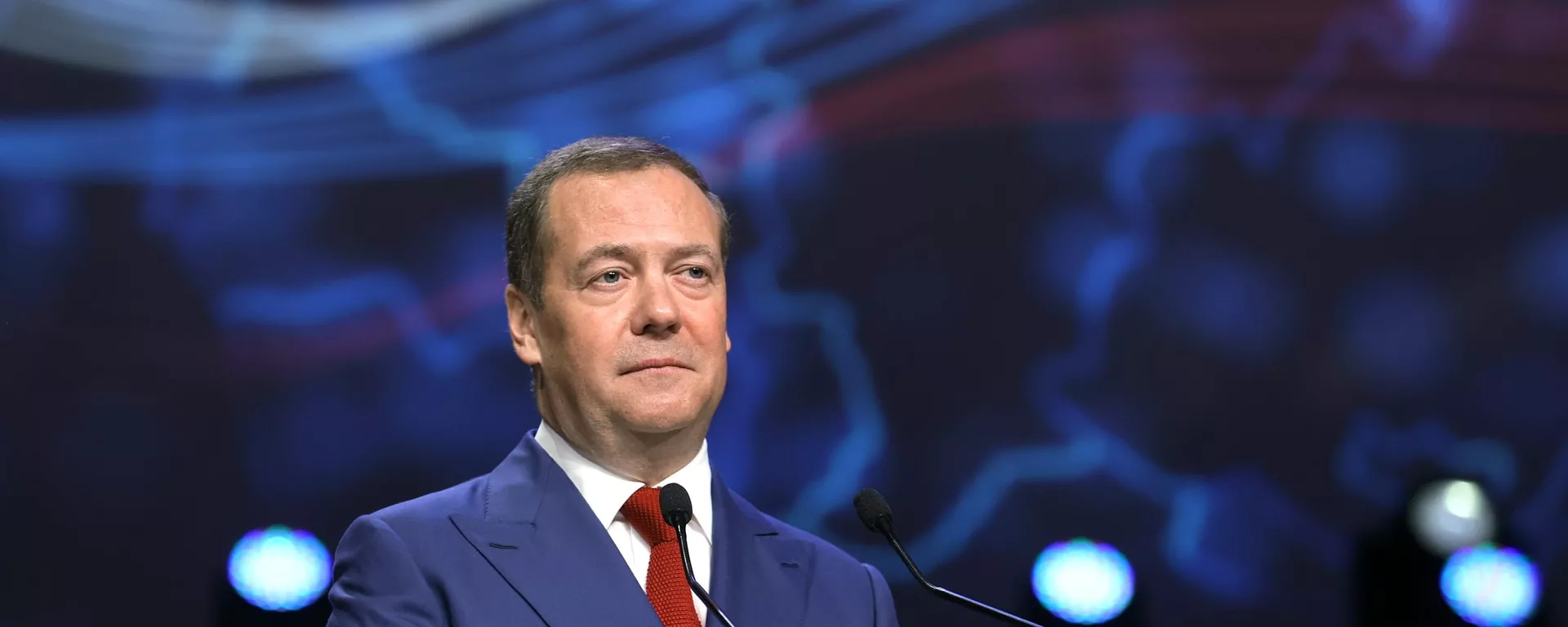 Dmitri Medvédev, el expresidente de Rusia y vicepresidente del Consejo de Seguridad ruso  - Sputnik Mundo, 1920, 26.12.2022