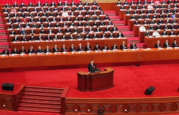 El secretario general del Comité Central del Partido Comunista de China y presidente del país, Xi Jinping, ofrece un discurso durante la inauguración del XX Congreso Nacional del Partido Comunista . El secretario general del Comité Central del Partido Comunista de China y presidente del país, Xi Jinping, ofrece un discurso durante la inauguración del XX Congreso Nacional del Partido Comunista . - Sputnik Mundo