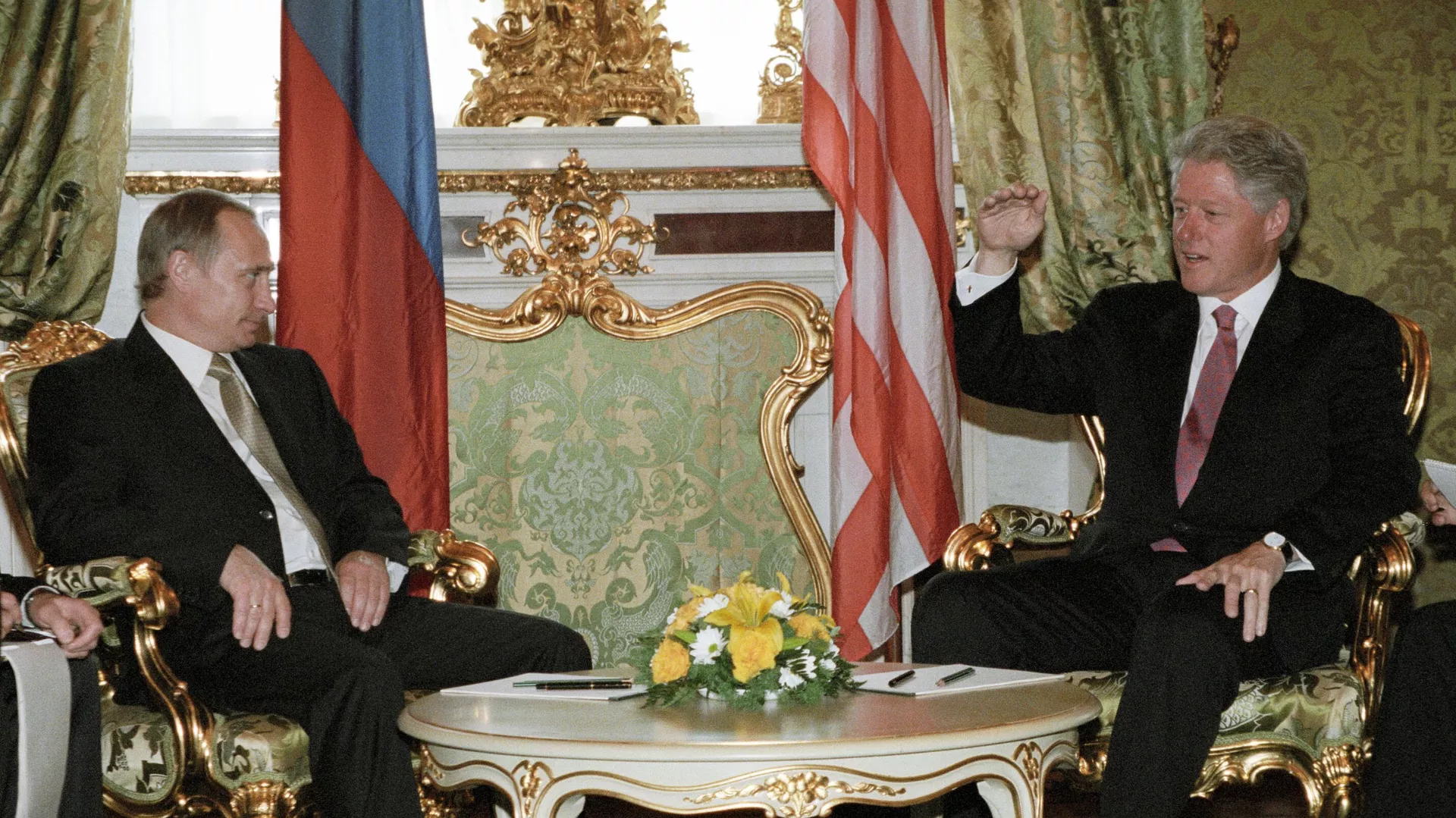 El presidente de Rusia Vladímir Putin y el presidente de EEUU Bill Clinton (archivo)