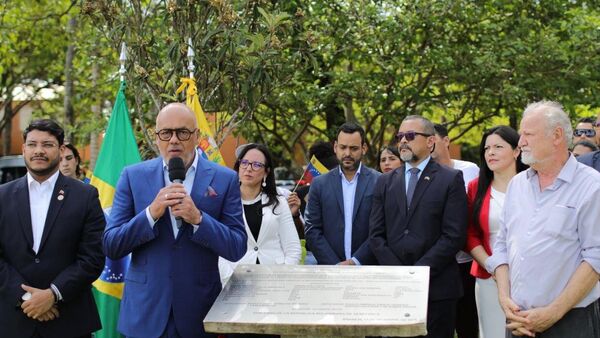 Jorge Rodriguez, presidente de la Asamblea Nacional venezolana., durante la apertura de la embajada en Brasil  - Sputnik Mundo