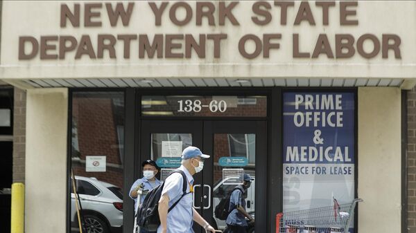 Departamento de Trabajo del Estado de Nueva York en el distrito de Queens, Nueva York. - Sputnik Mundo