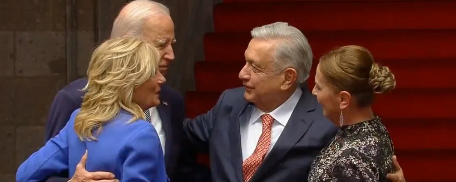 Jill Biden, primera dama de EEUU, Joe Biden, presidente de EEUU, Andrés Manuel López Obrador, presidente de México y Beatriz Gutiérrez Müller, esposa del presidente de México - Sputnik Mundo, 1920, 09.01.2023